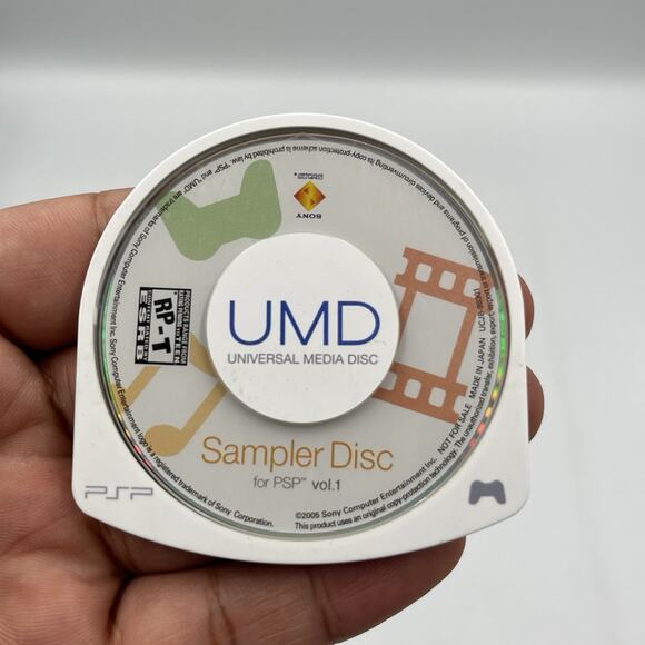 Sampler Disc Volume 1 - Sony Playstation Portable PSP Tested Authentic - Picture 1 of 3
